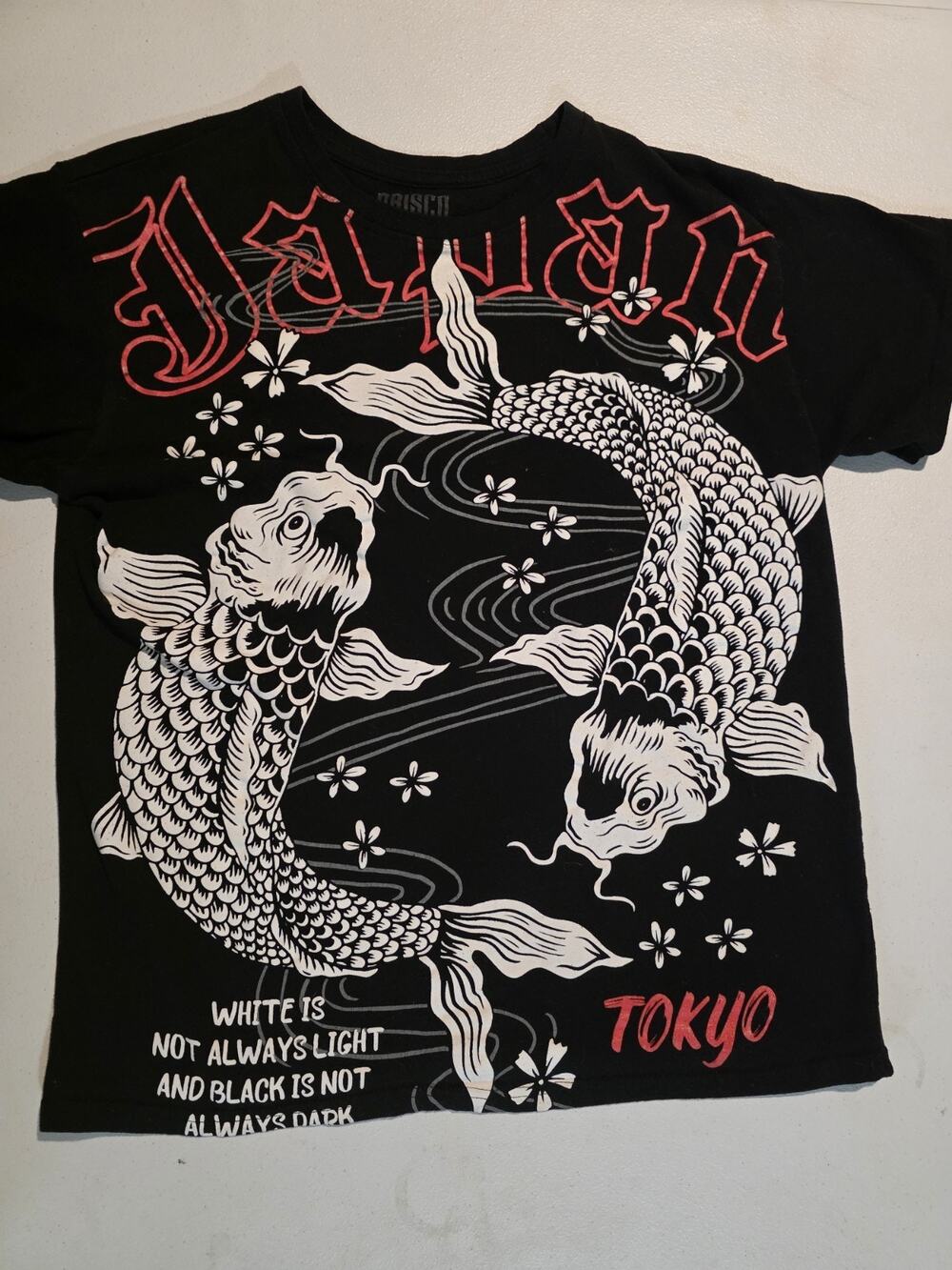 Japan Tokyo Koi Fish T-shirt Size Large Brisco Brands